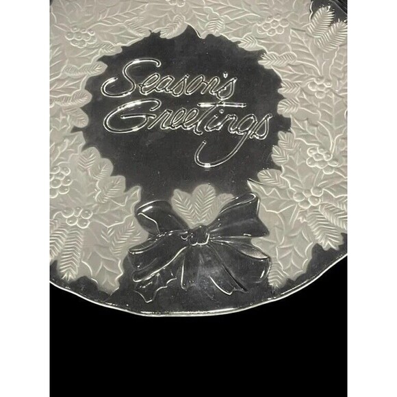 Vintage Mikasa Season’s Greetings Wreath Embossed Clear & Frosted Glass Platter - Picture 5 of 9